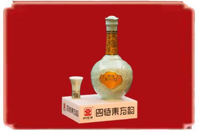 齐齐哈尔富拉尔基烟酒回收四特酒.jpg